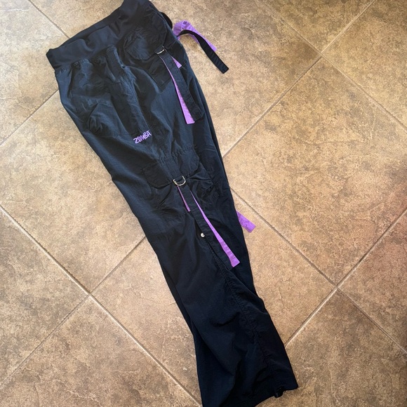 EUC - ZUMBA Wear Adjustable Cargo Workout Pants - Picture 2 of 11